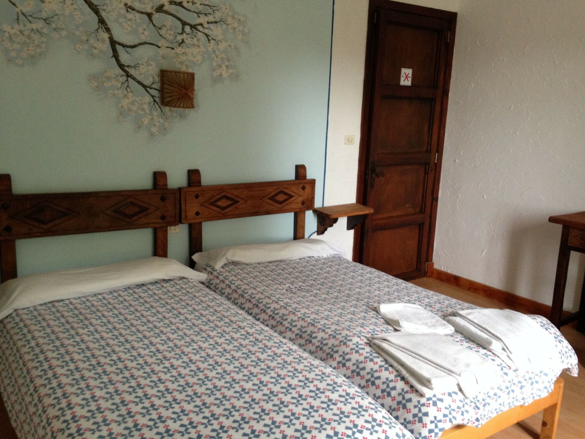 Hostal Residencia San Francisco Пуерто Колом Екстериор снимка